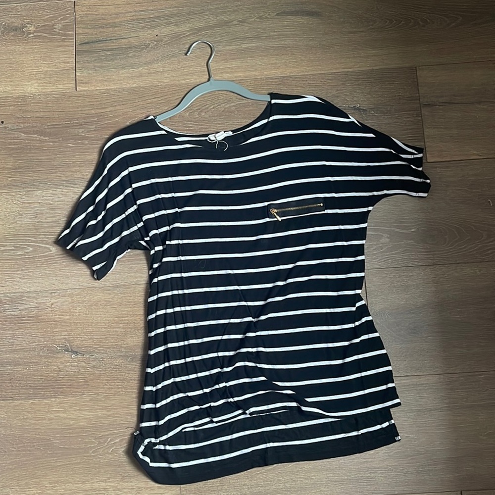Short sleeve striped top